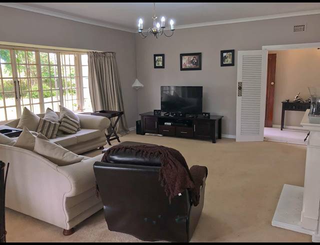 4 BEDROOM FREESTANDING SOLD IN DAWNCLIFFE